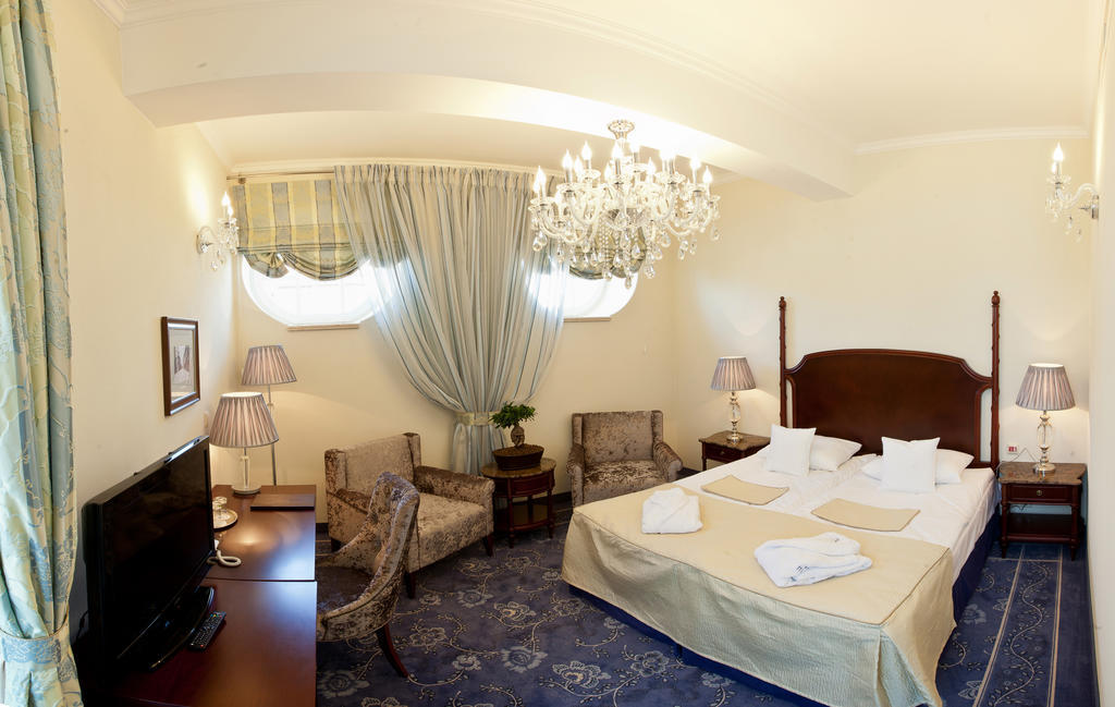 Hotel Willa Hueta เคียลเซ ห้อง รูปภาพ