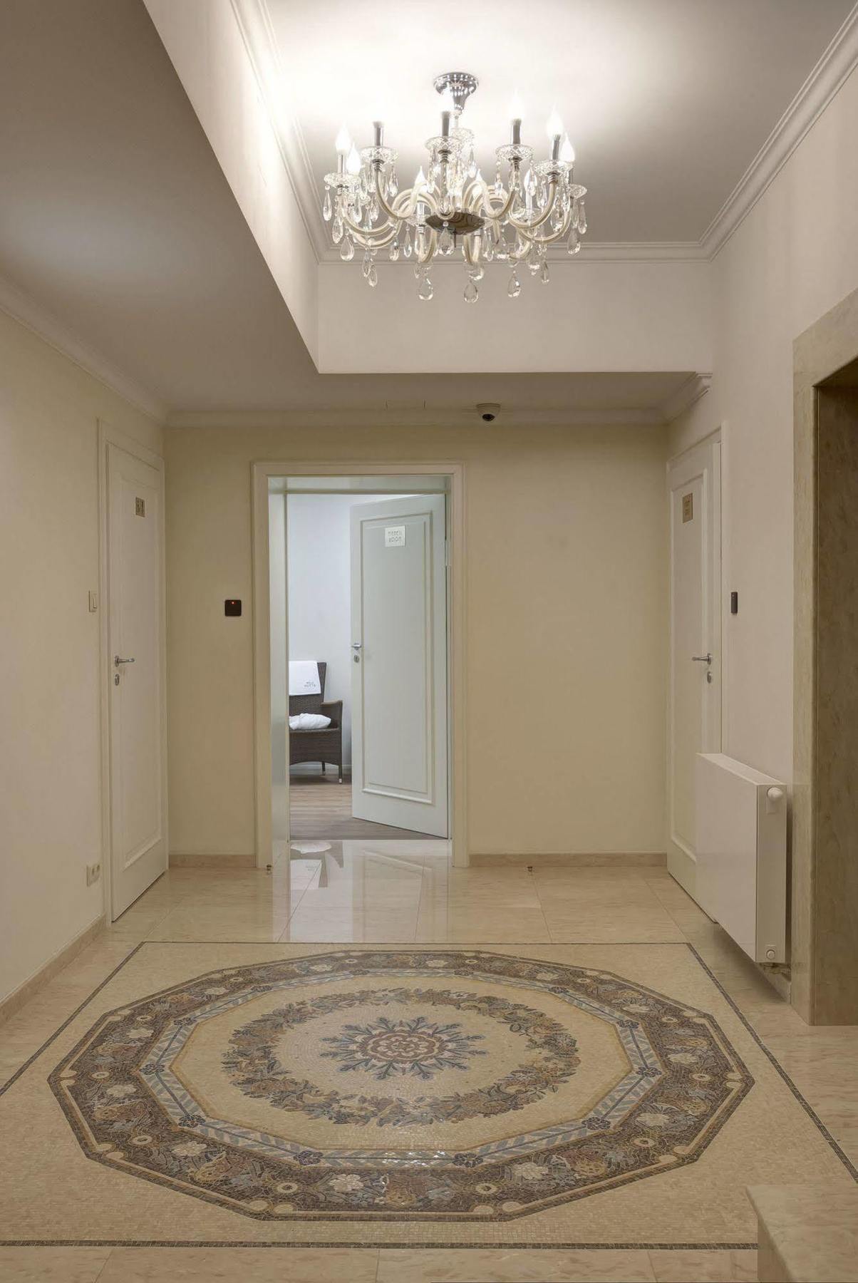 Hotel Willa Hueta เคียลเซ ภายนอก รูปภาพ