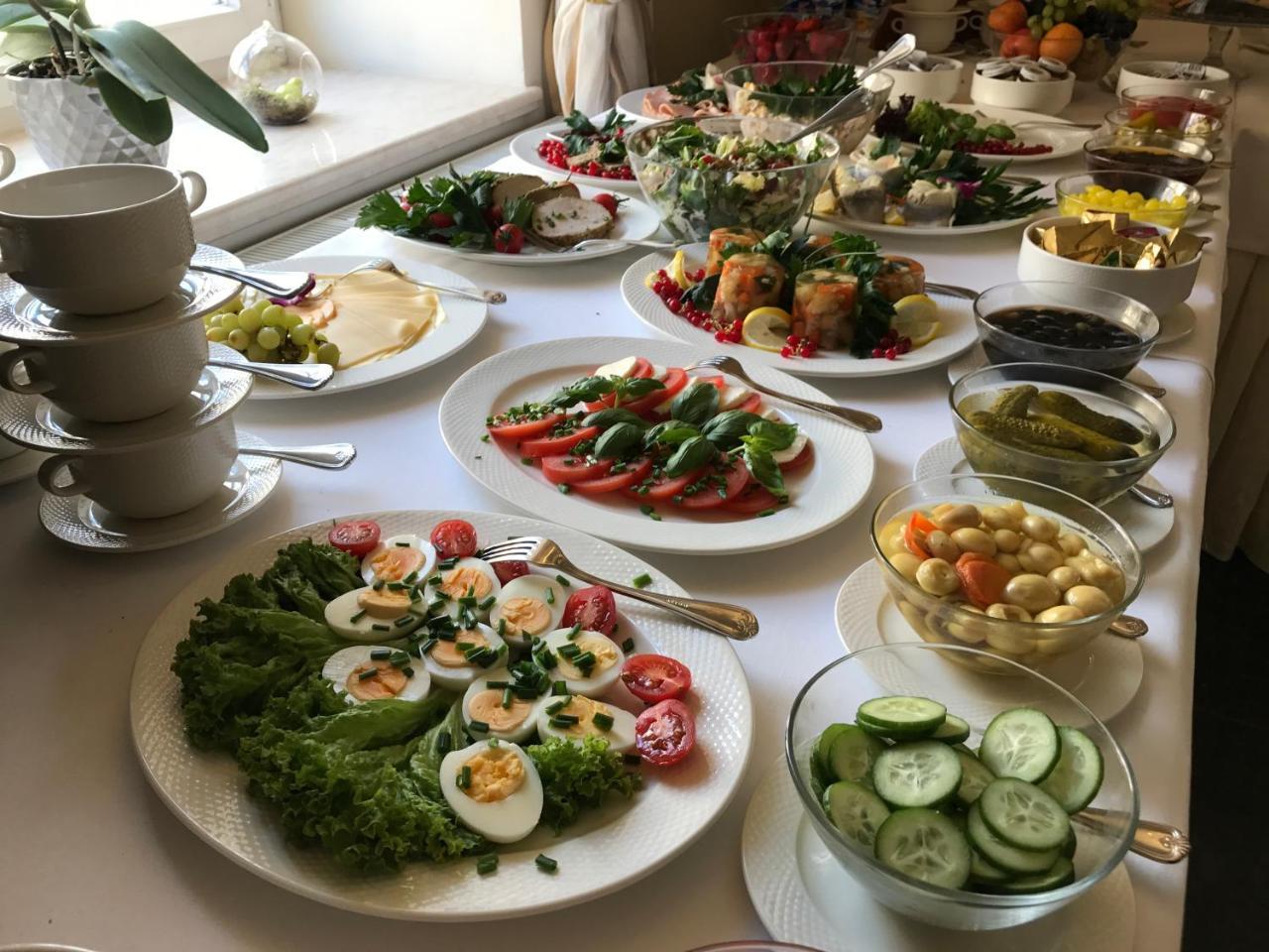 Hotel Willa Hueta เคียลเซ ภายนอก รูปภาพ